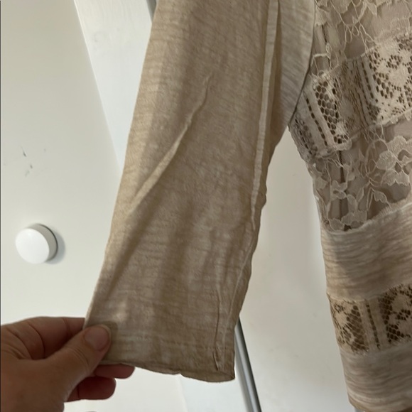 Chico's Beige Lace Detail Women's Top - Picture 6 of 10